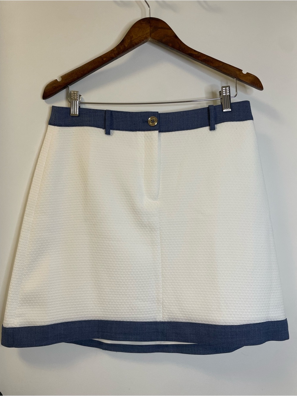 Tommy Hilfiger classic coastal textured mini skirt size 8